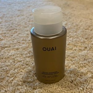 Ouai Detox Shampoo. Used one time and full.